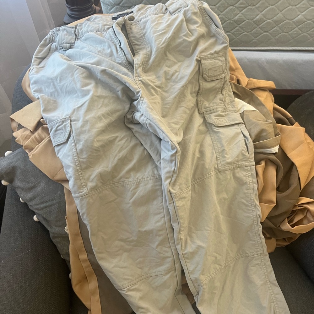 5.11 Cargos 38/36